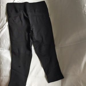 Lululemon cropped leggings
